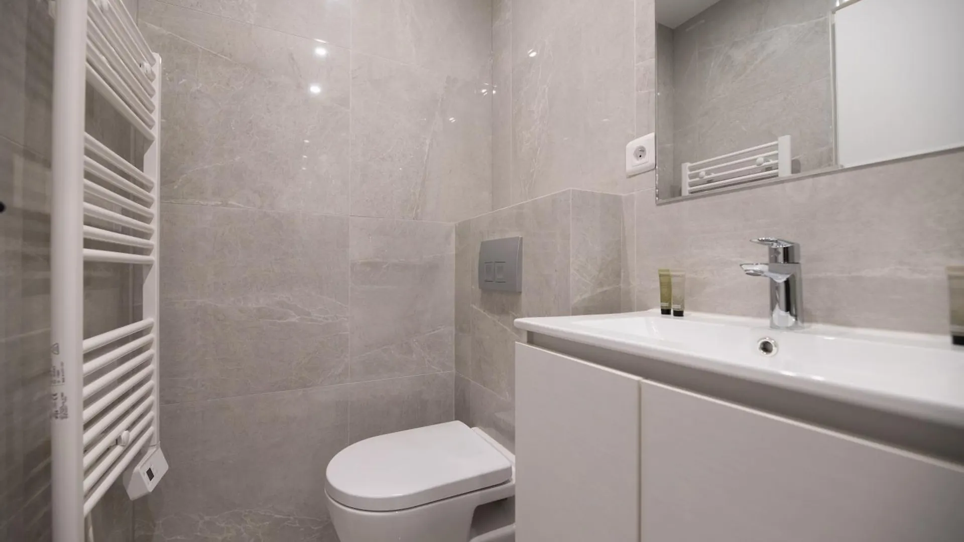 Apartment Mbm - Upper Marais *